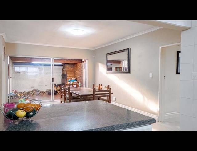3 BEDROOM HOUSE FOR SALE IN TOWNSEND ESTATE
